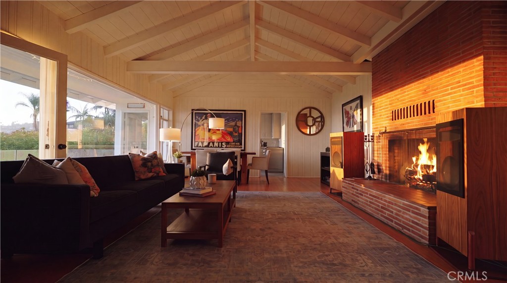 933 Coast View Drive, Laguna Beach CA 92651 - Photo 12