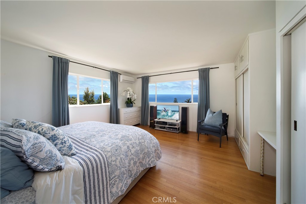 933 Coast View Drive, Laguna Beach CA 92651 - Photo 19