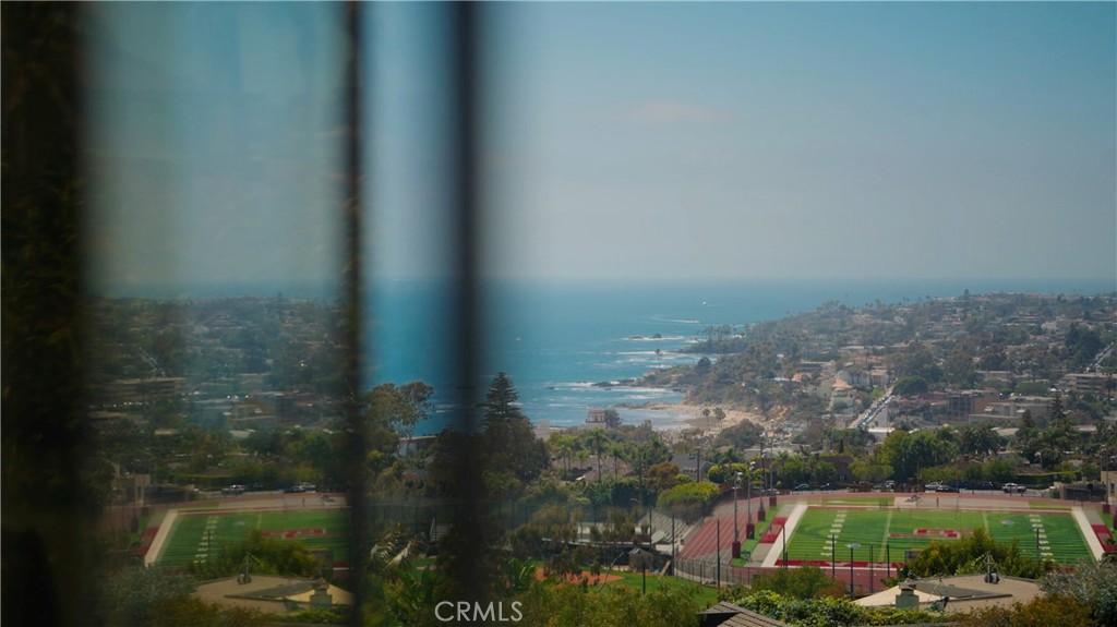 933 Coast View Drive, Laguna Beach CA 92651 - Photo 34