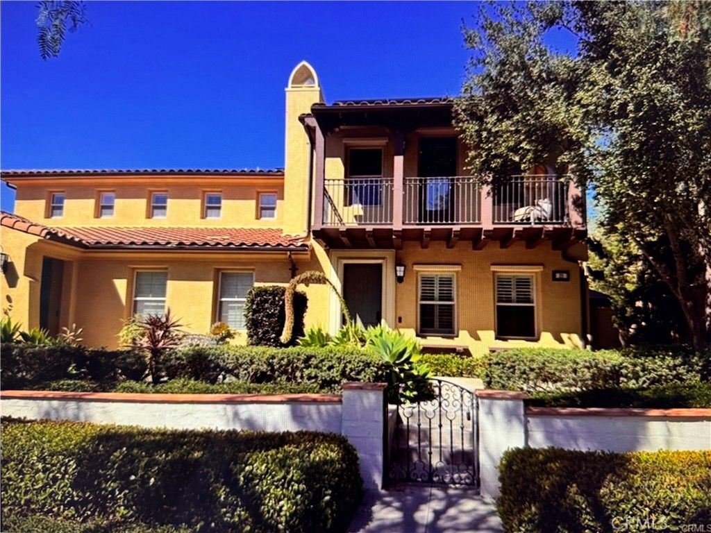 Photo of 31 Arrowhead, Irvine, CA 92618 (MLS # OC26071102)