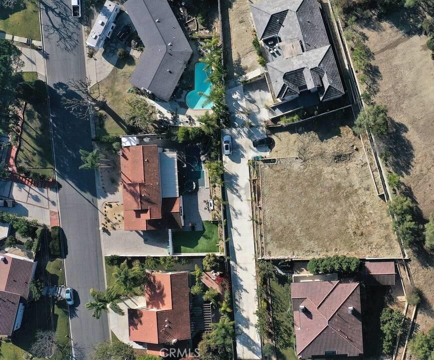 19352 Fisher Lane