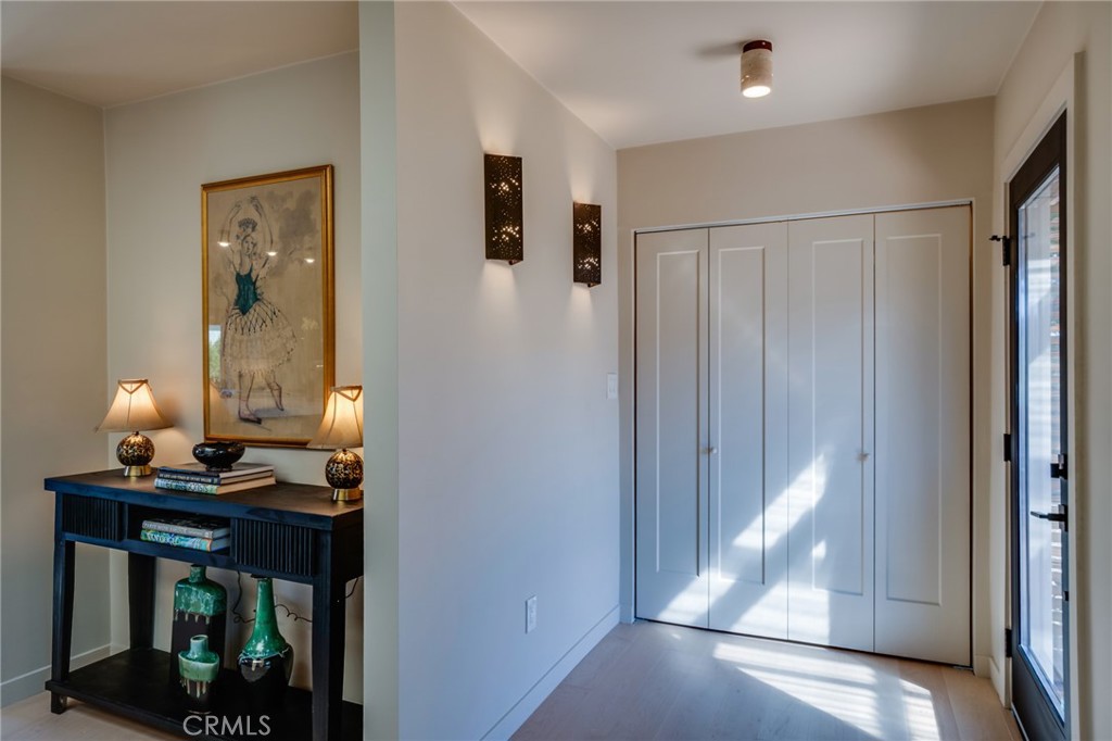 785 W Harriet Street