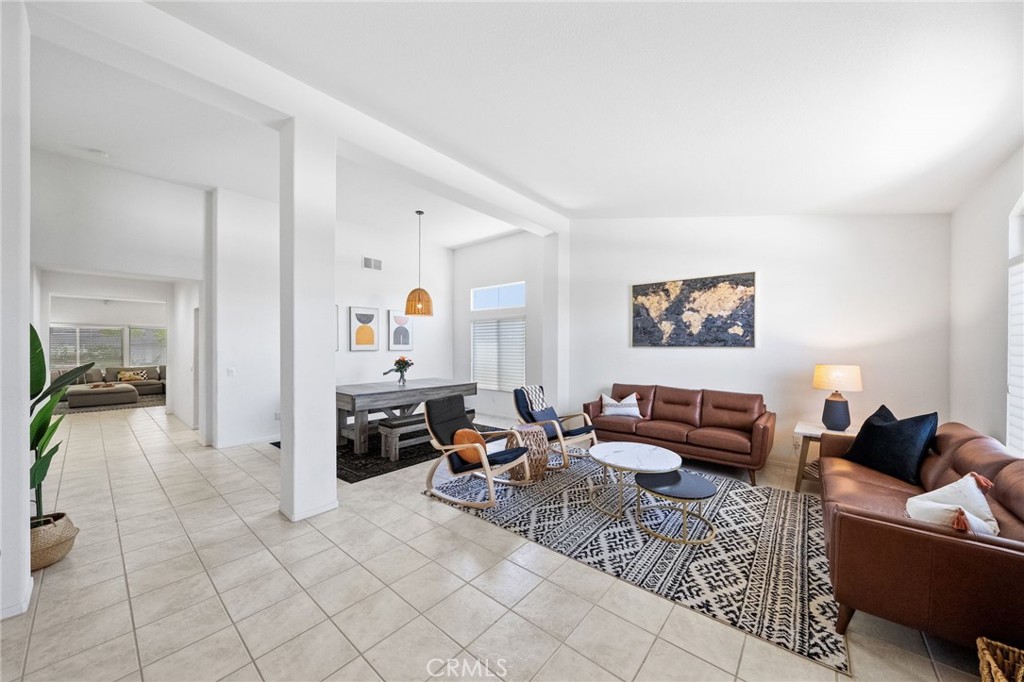 42370 Circulo Cavinara