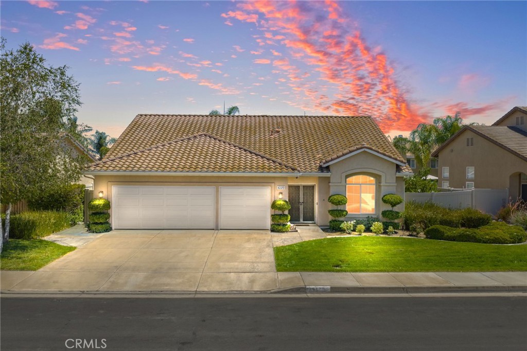 Tucked away on a quiet cul-de-sac, this stunning single-story home offers the perfect blend of serenity, space, and convenience. With an open floor plan offering a bright and airy living space, this 4-bedroom, 2 1/2-bathroom home is thoughtfully designed to feel both expansive and inviting.
Natural light pours through large windows, highlighting the seamless flow between the spacious living areas, expansive kitchen, and cozy family room—perfect for both relaxing and entertaining. Soaring ceilings and a neutral palette enhance the home’s tranquil atmosphere, creating a peaceful escape from the everyday. The backyard offers a serene setting with planters and delicious peach and lemon trees.
Enjoy the best of both worlds: a quiet neighborhood setting with easy access to nearby hiking trails, Old Town charm, and a variety of shopping and dining options just minutes away.
Whether you're enjoying a quiet evening at home or exploring everything the area has to offer, this home is a rare find that truly checks all the boxes.