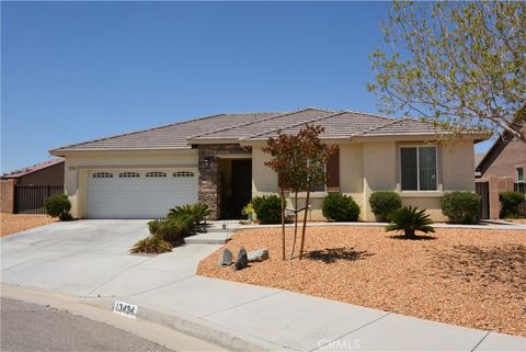 Photo of 13434 Warren Place, Victorville, CA 92395 (MLS # CV26093065)