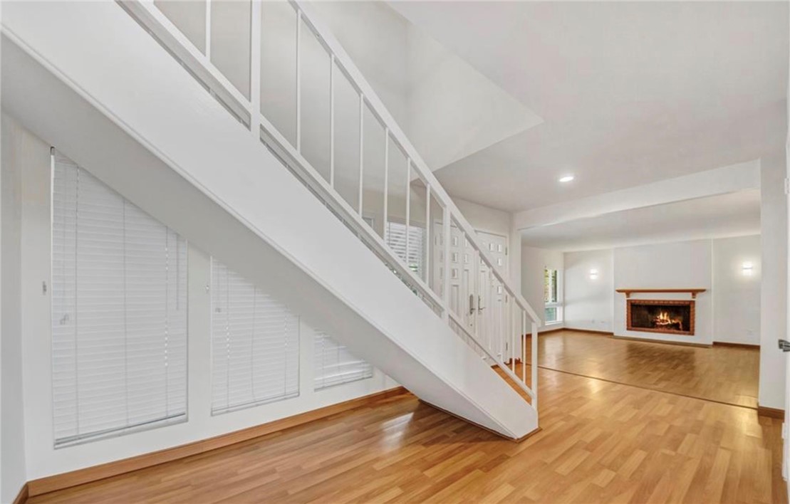 22905 De Kalb Drive