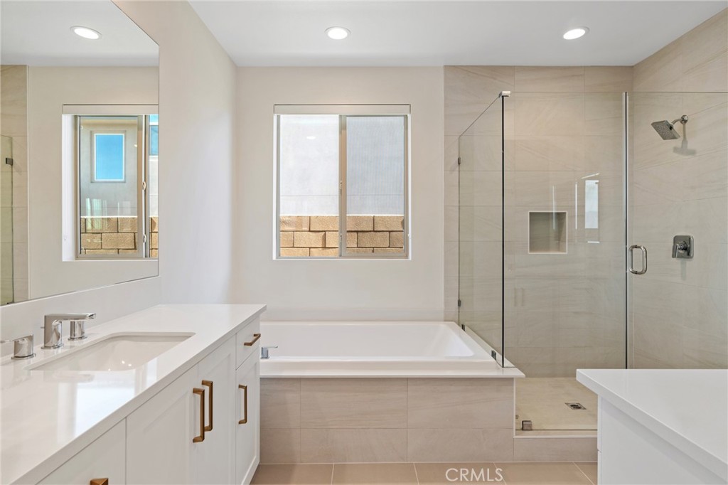 The Grove (32277) - Residential Lease