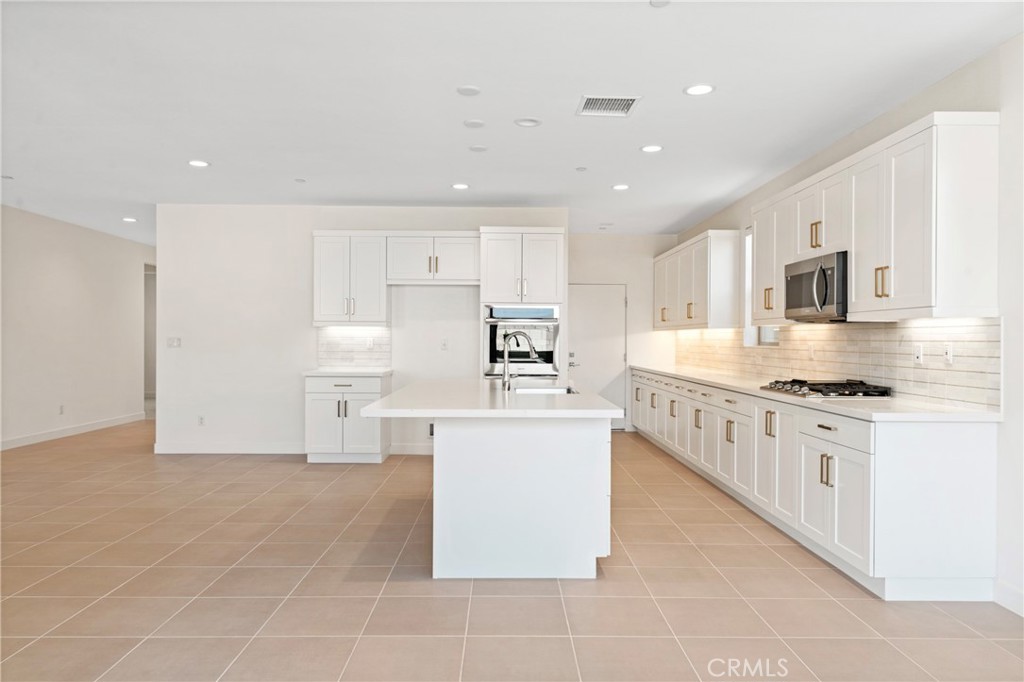 The Grove (32277) - Residential Lease