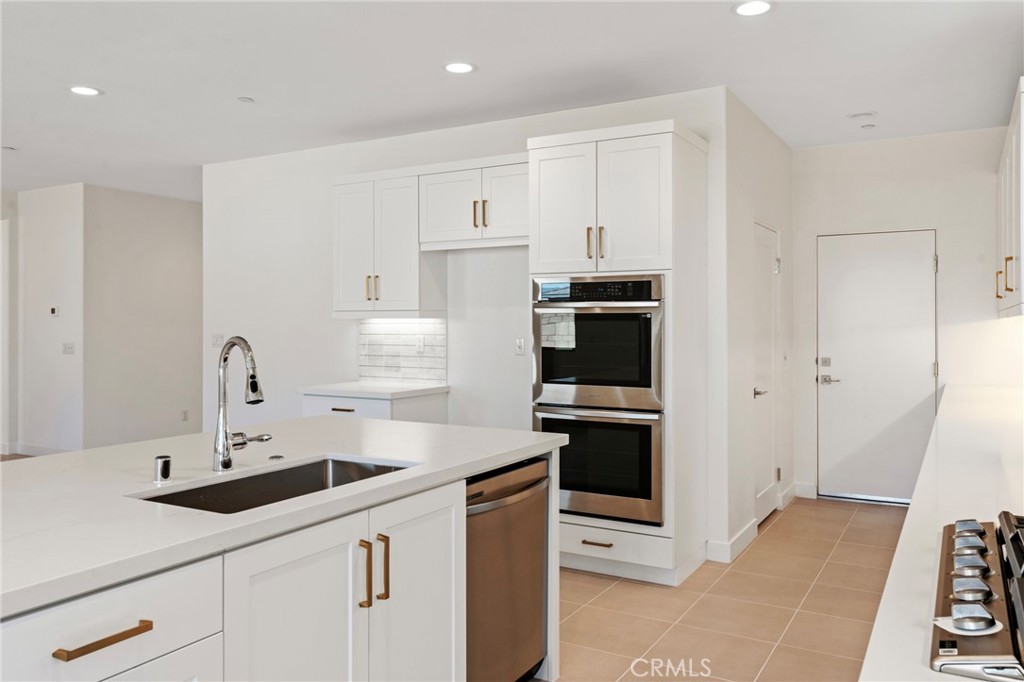 The Grove (32277) - Residential Lease