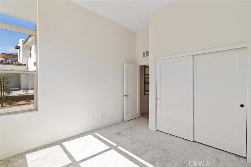 The Grove (32277) - Residential Lease