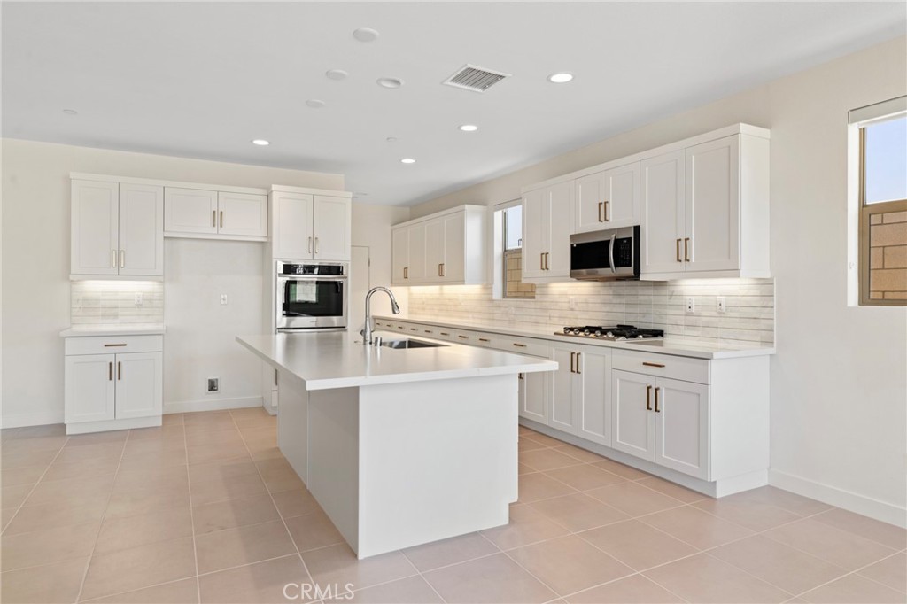 The Grove (32277) - Residential Lease