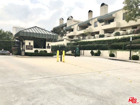 Photo of 2157 Century Hl #2157, Los Angeles, CA 90067 (MLS # 26104495)