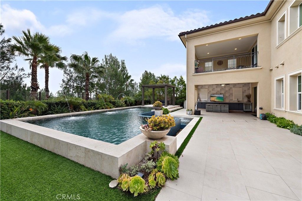 Photo of 10 Hyacinth, Lake Forest, CA 92630 (MLS # OC26071272)