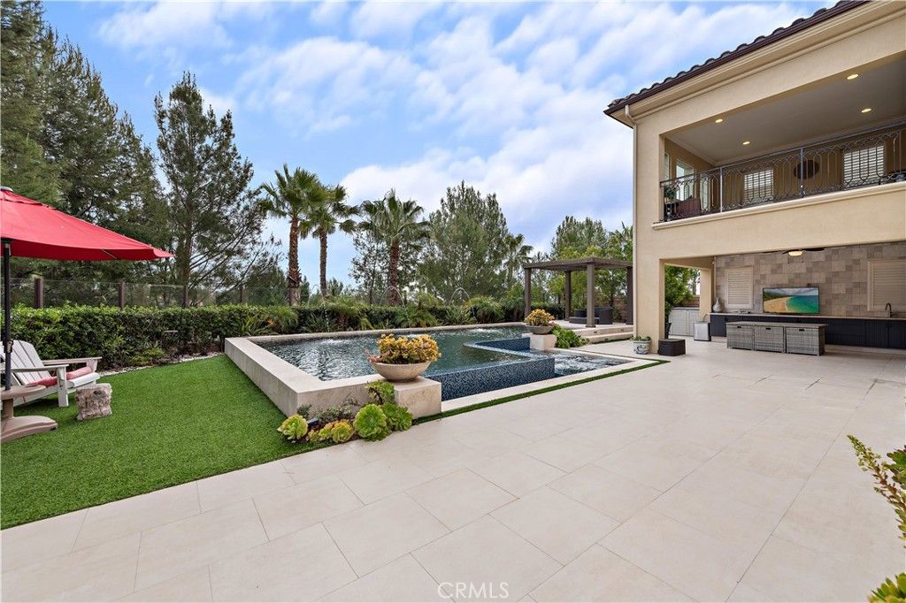 Photo of 10 Hyacinth, Lake Forest, CA 92630 (MLS # OC26071272)