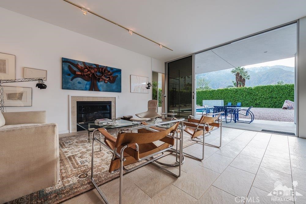 El Mirador - Residential