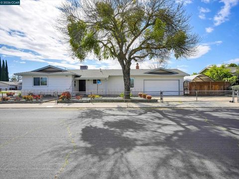 Photo of 3304 3304 Swallow Dr Dr, Modesto, CA 95356 (MLS # 41126217)