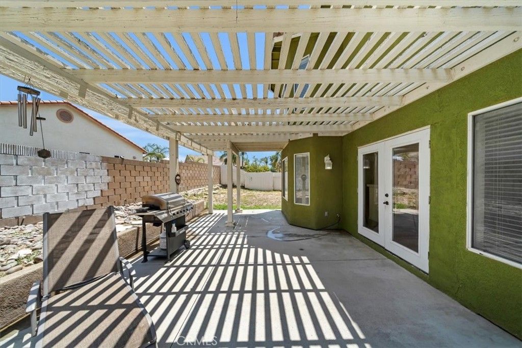 listing image 130724216734921286810
