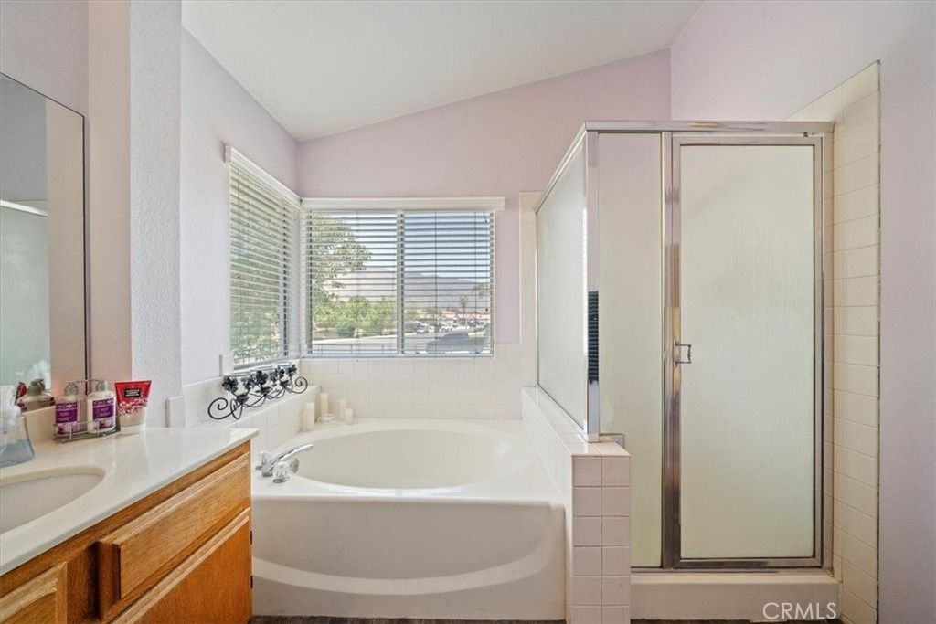 listing image 130720560801385131489