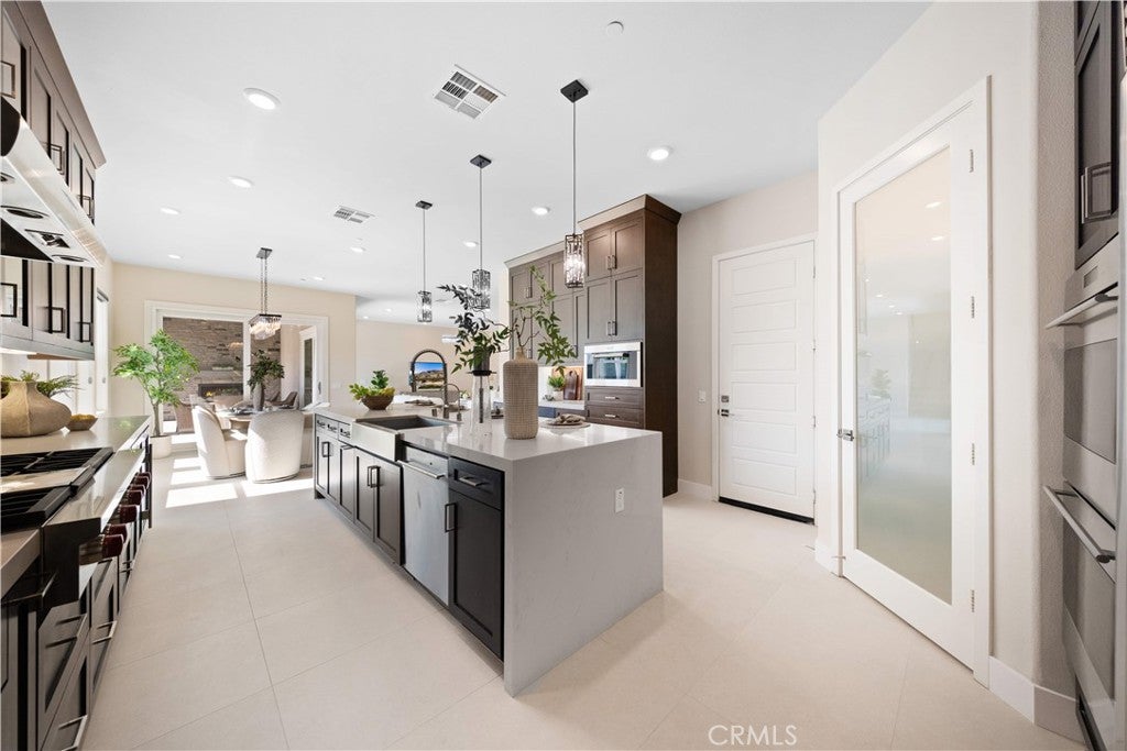 60 Harlow, Irvine CA 92618 - Photo 22