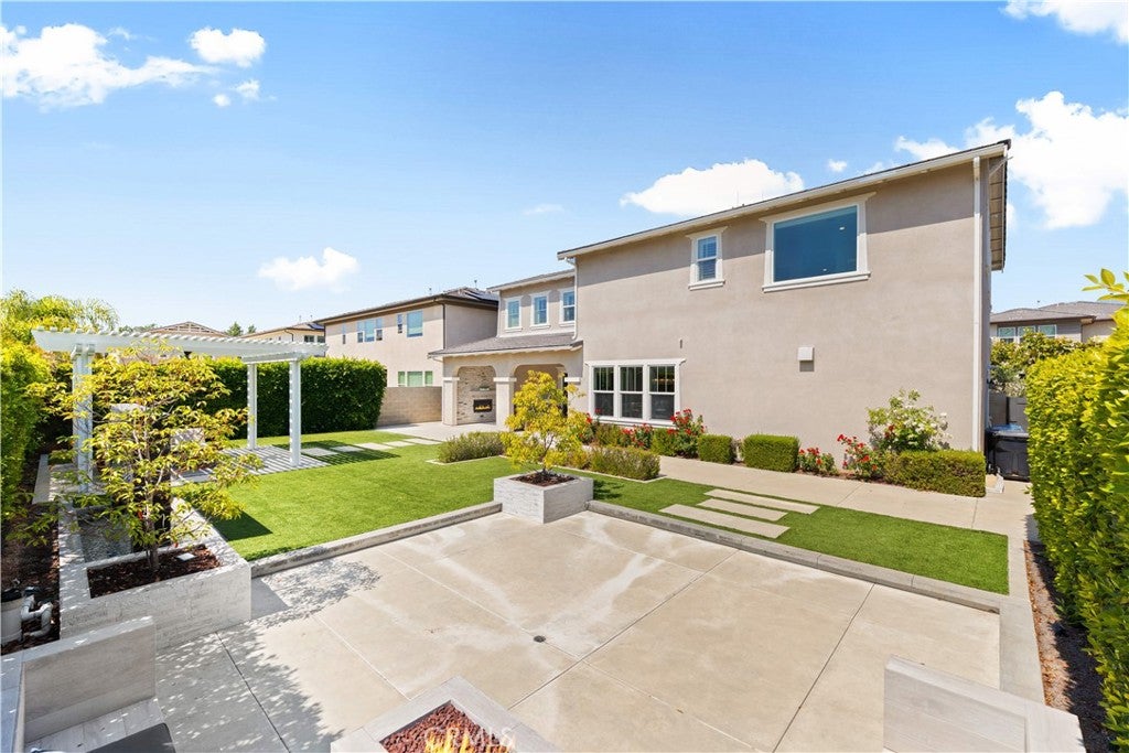 60 Harlow