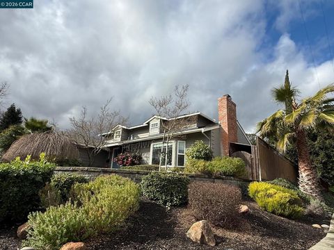 203 203 Virginia Cir Martinez CA 94553