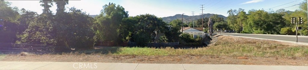 500 E Hillcrest