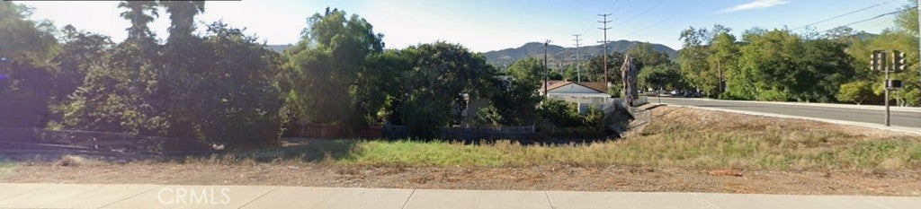 500 E Hillcrest