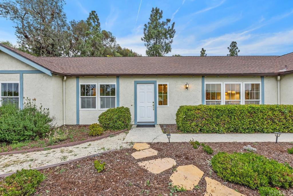 2834 Hutchison Street