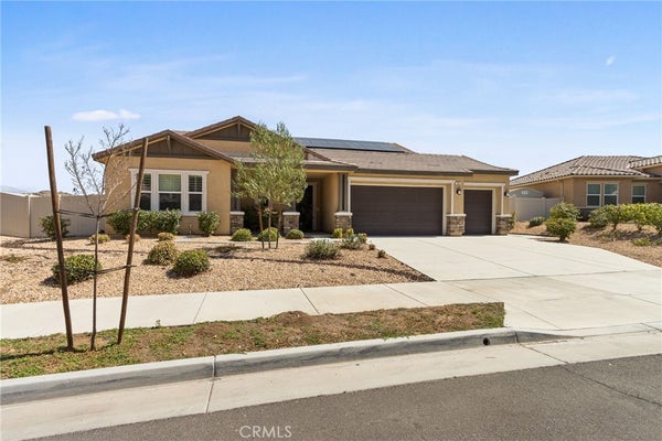 553 CHALAKAT CT, SAN JACINTO, CA 92582 - Image b85ebd3a1c670bc2bf4bece23baf76b5/3724372872