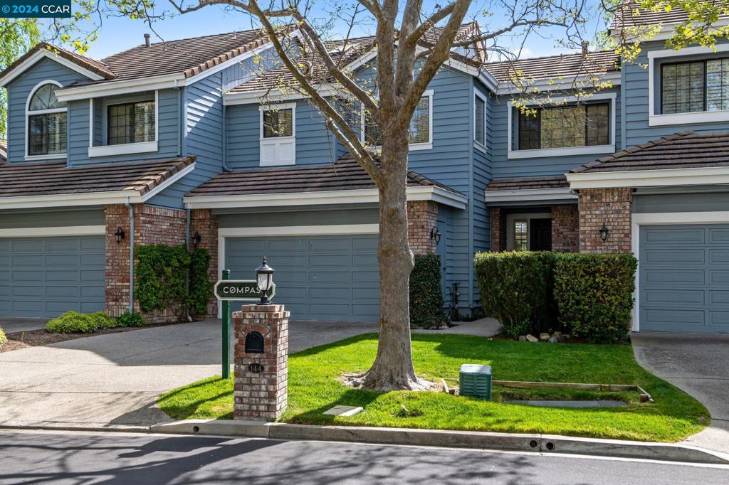 BLACKHAWK COUNTRY CLUB - Residential