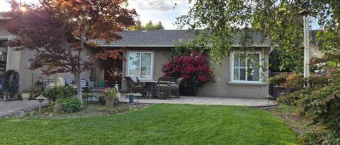 Photo of 675 Meadow Creek Drive, San Jose, CA 95136 (MLS # ML82048802)