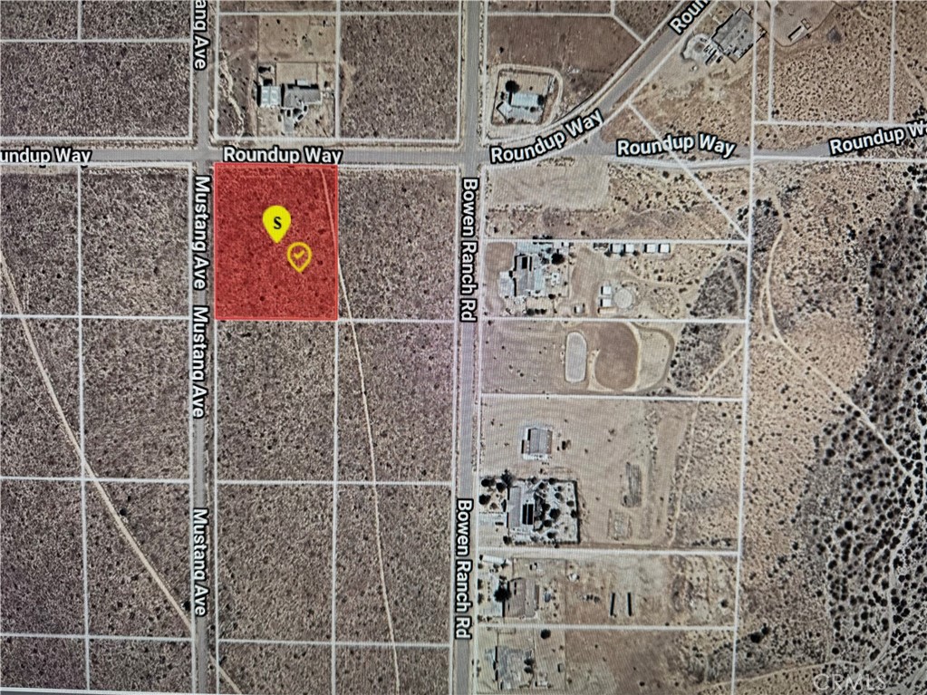 Great opportunity build your dream home on this 2.42 acres of rural living in Apple Valley. Buyer is advised to conduct own independent investigations to soil/geology, what may or may not be constructed, minimum lot size requirements (if any) and to verify accuracy of all information through personal inspection and with appropriate professionals.