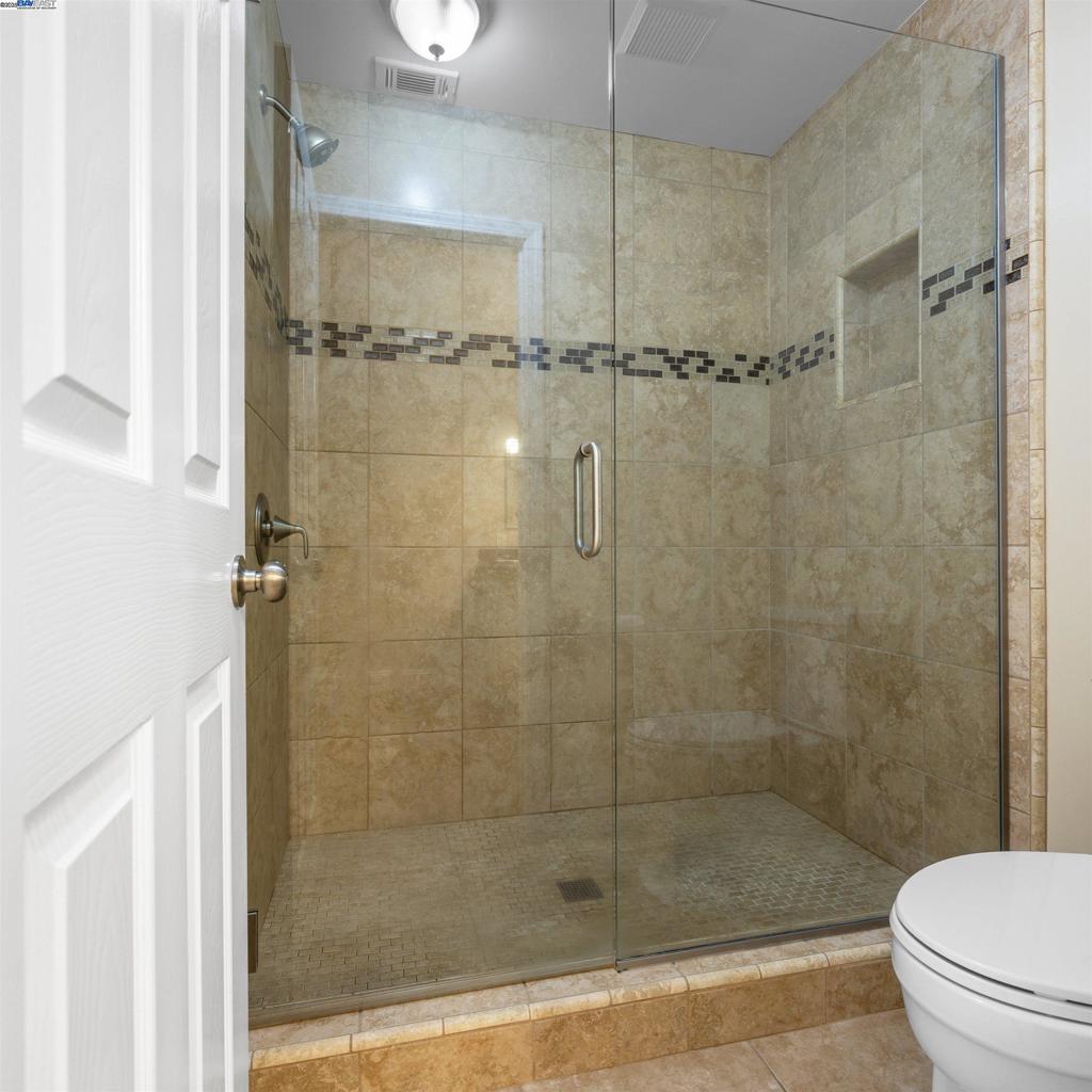 MEADOW CREEK - Residential