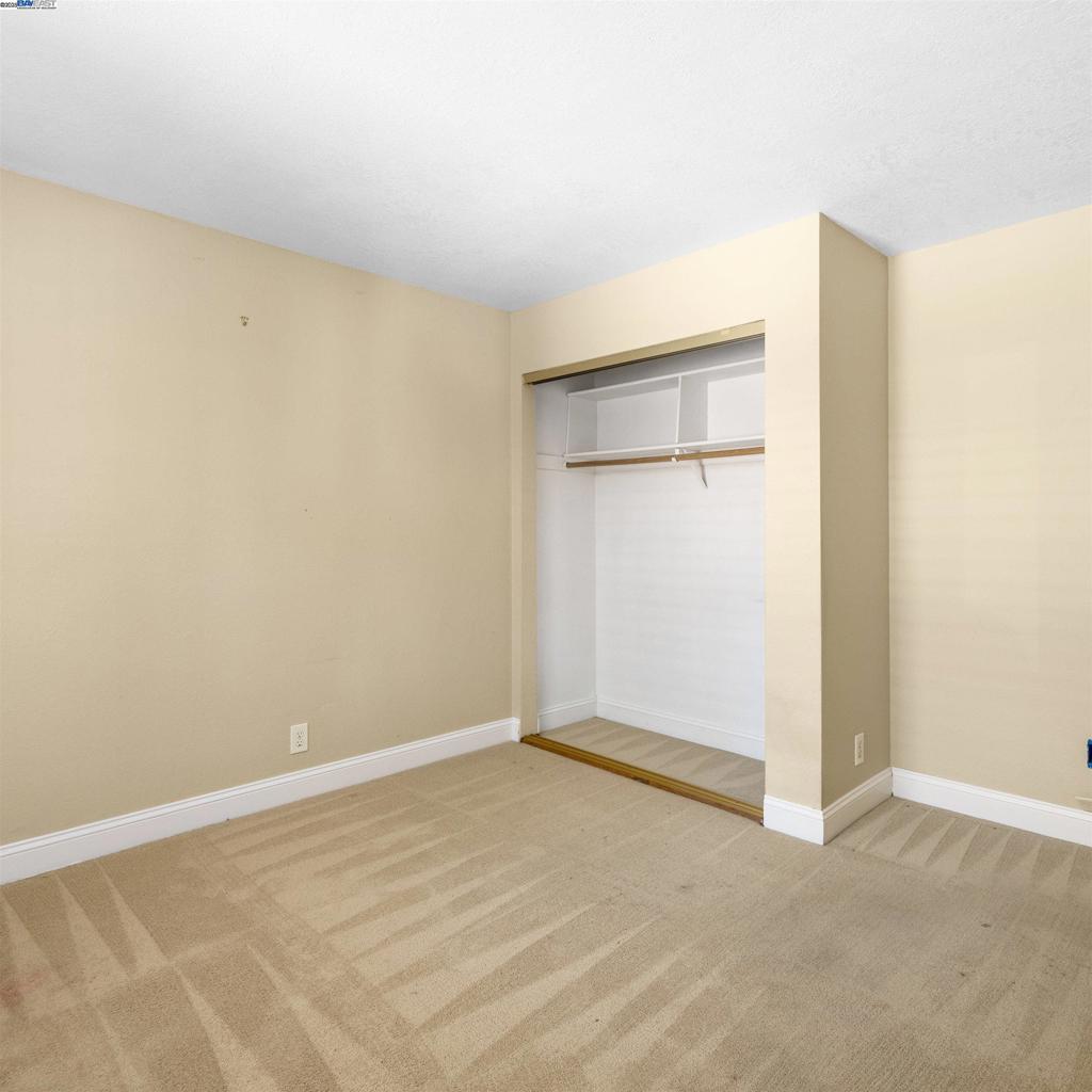 MEADOW CREEK - Residential