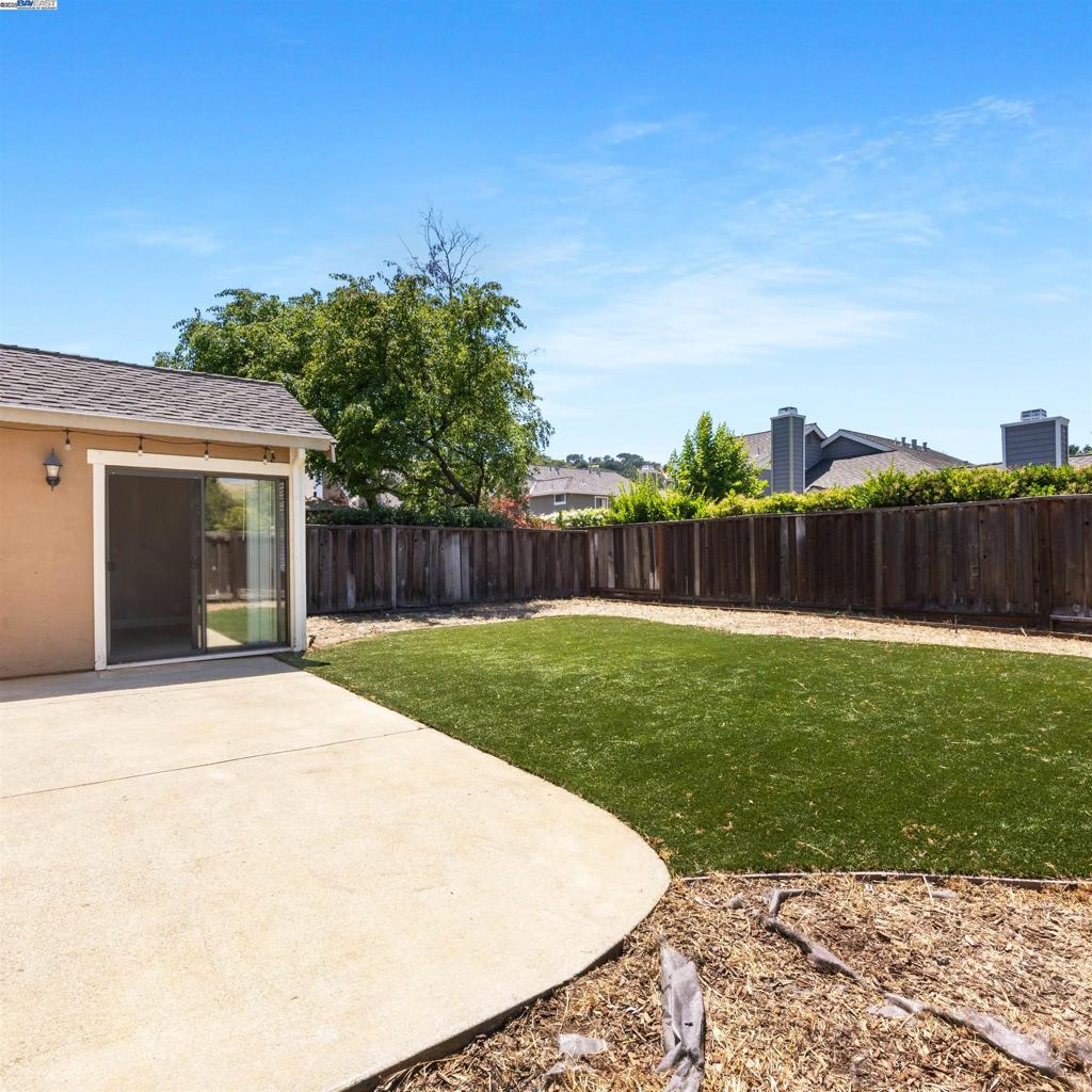 MEADOW CREEK - Residential