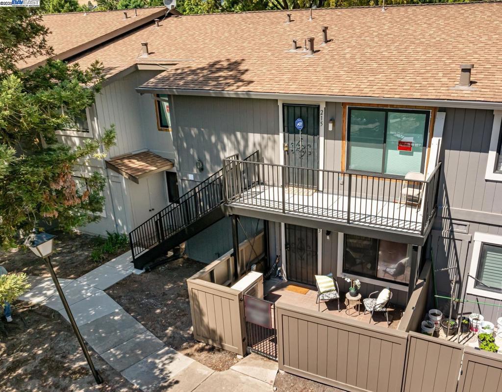 MISSION HILLS - Residential