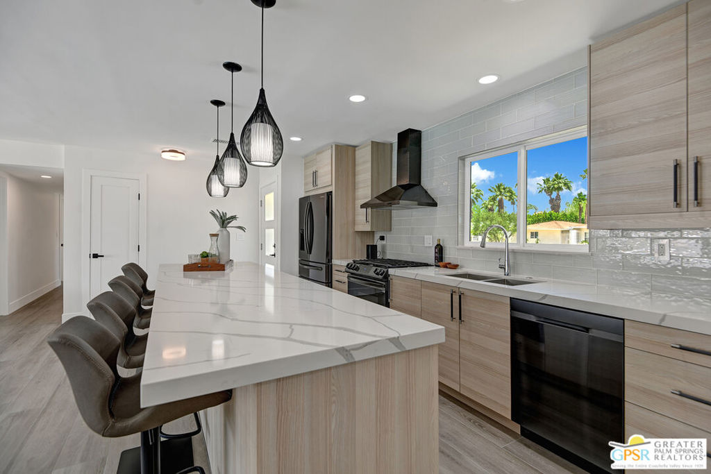 El Rancho Vista Estates - Residential