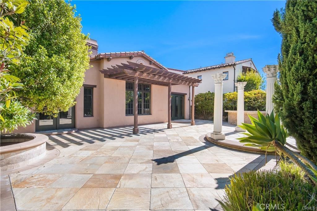 Photo of 18 Coastal Oak, Newport Coast, CA 92657 (MLS # NP26094001)