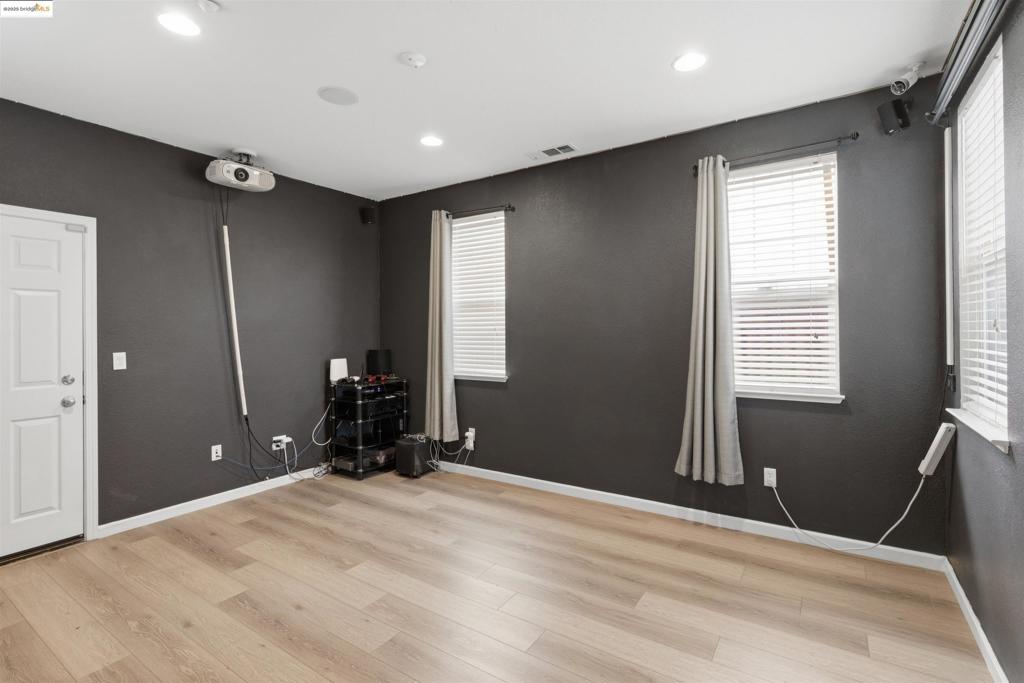 ROSE GARDEN - Residential