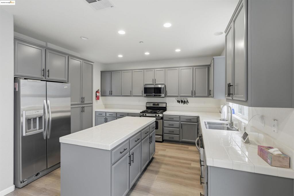 ROSE GARDEN - Residential