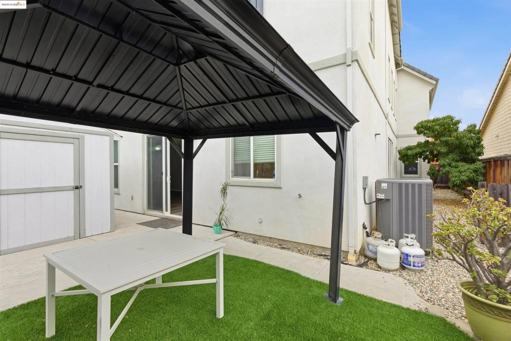 ROSE GARDEN - Residential