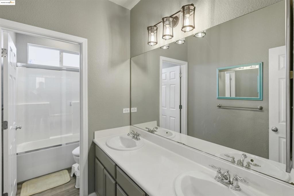 ROSE GARDEN - Residential