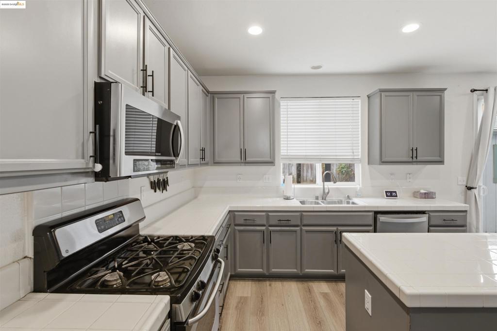 ROSE GARDEN - Residential