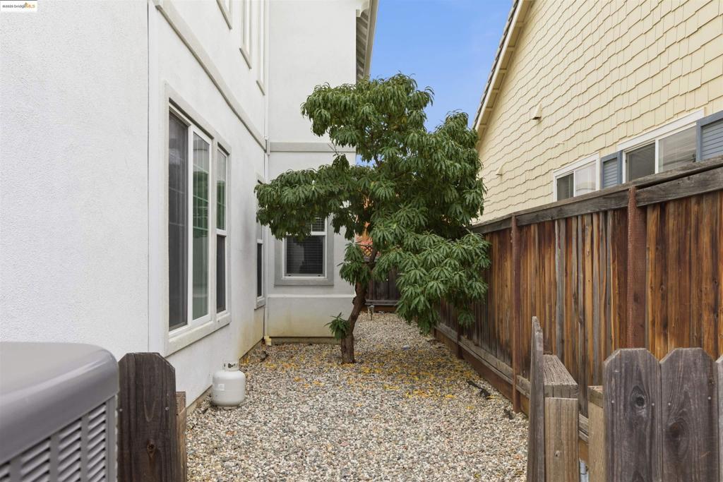 ROSE GARDEN - Residential