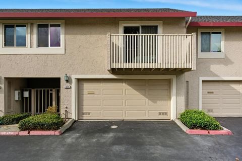 Photo of 1375 Pinehurst Square, San Jose, CA 95117 (MLS # ML82033086)
