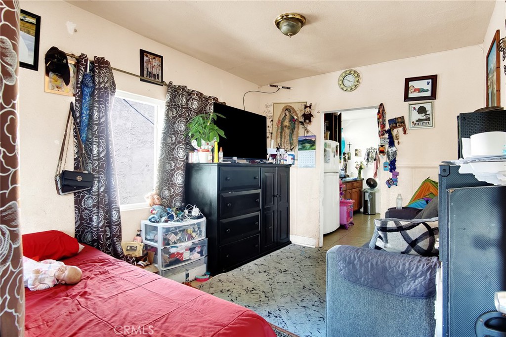 1415 E 68th Street