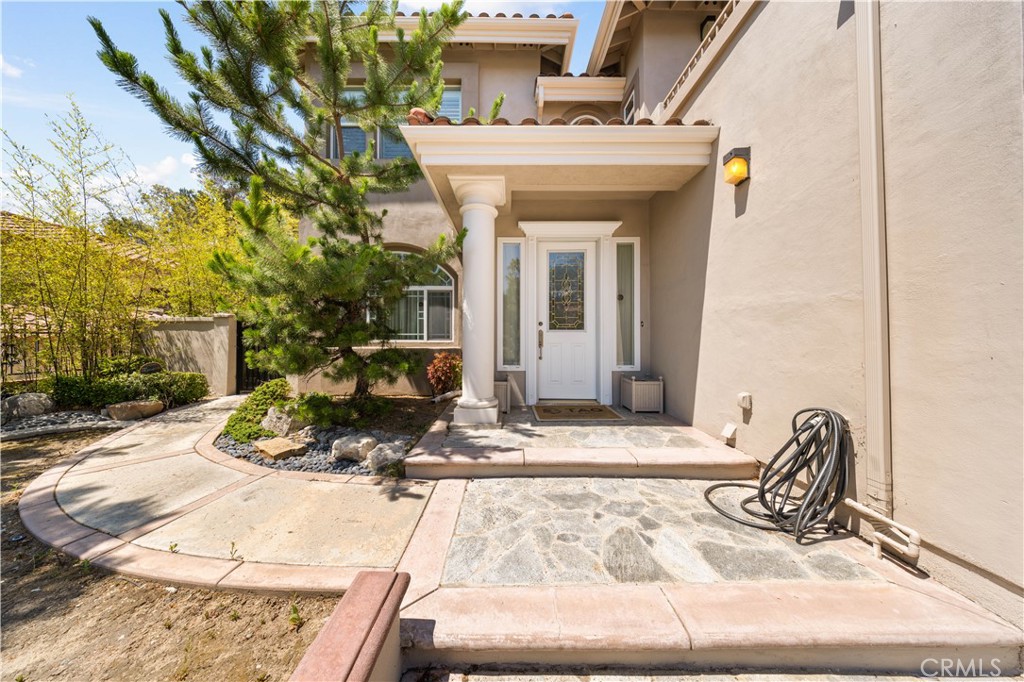2767 Saleroso Drive