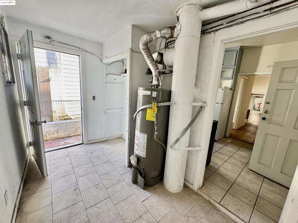 LAKE MERRITT - Residential Income