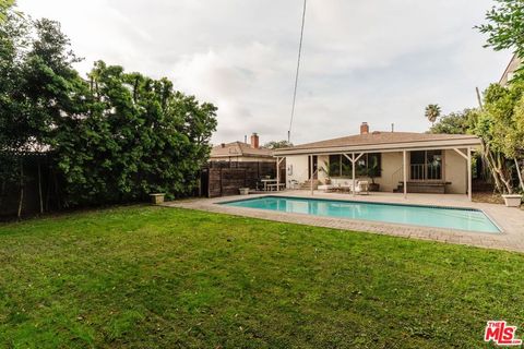 Tiny photo for 6326 W 85th Place, Los Angeles, CA 90045 (MLS # 26660993)