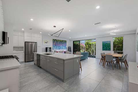 Tiny photo for 294 Mayfair Way, Palm Springs, CA 92264 (MLS # 219150520PS)